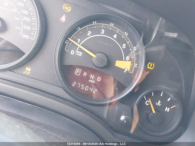 Jeep 2015 2015 1C4NJRAB4FD257509 Image 15