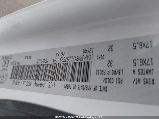 Jeep 2015 2015 1C4NJRAB4FD257509 Image 9