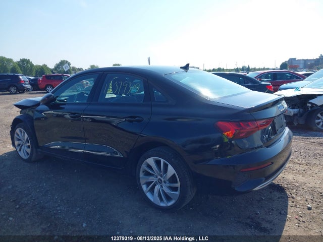Audi 40 tfsi 2022 WAUGUCGY6NA011566 Image 3