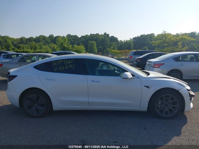 5YJ3E1EB9LF643175 Tesla MODEL 3