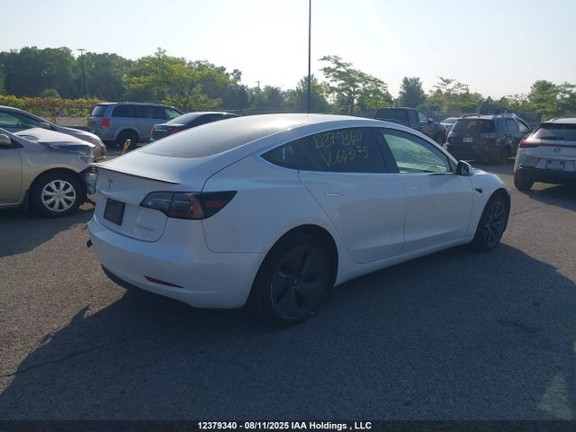 5YJ3E1EB9LF643175 Tesla MODEL 3
