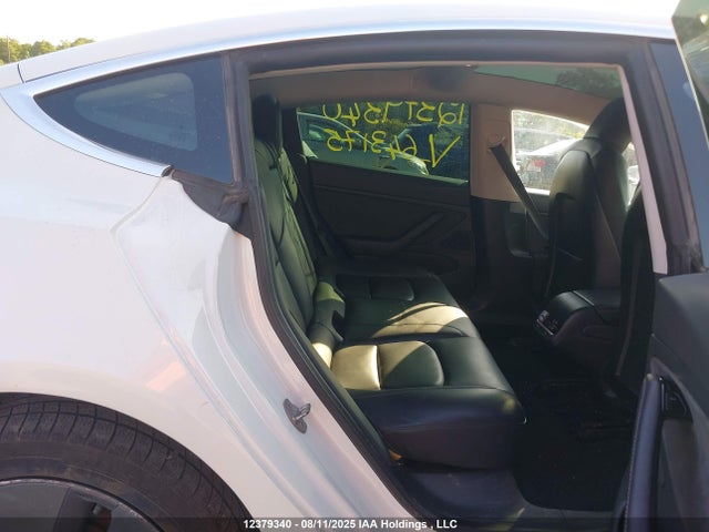 5YJ3E1EB9LF643175 Tesla MODEL 3