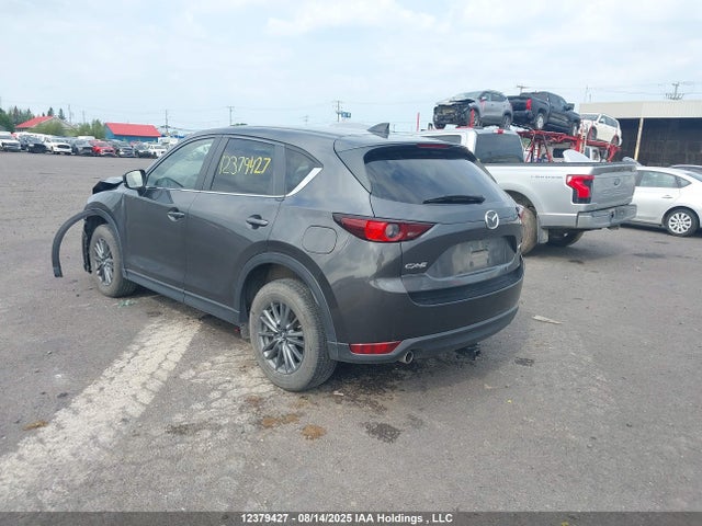 Mazda py 2017 JM3KFACL6H0181997 Image 3