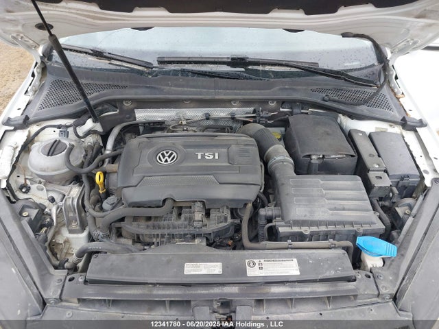 3VW217AU9HM057996 Volkswagen 1.8 tsi