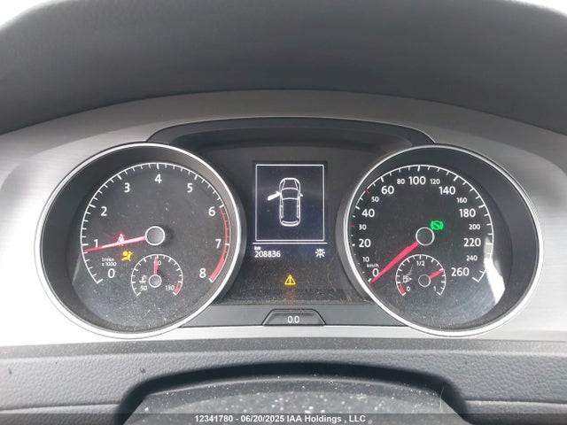 3VW217AU9HM057996 Volkswagen 1.8 tsi