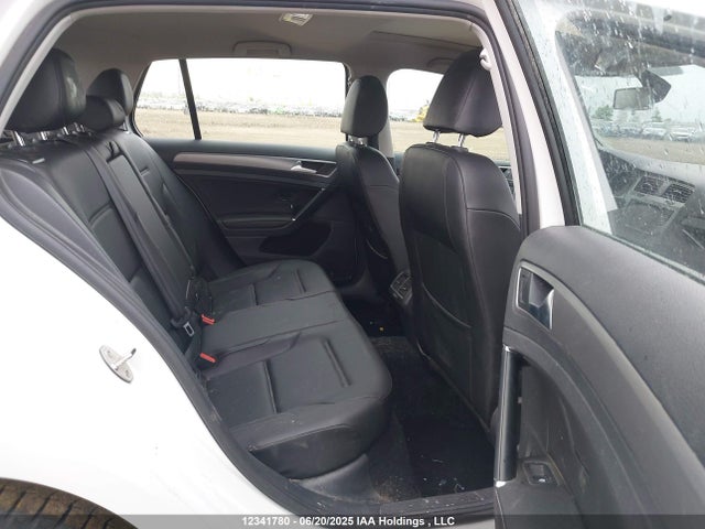 3VW217AU9HM057996 Volkswagen 1.8 tsi