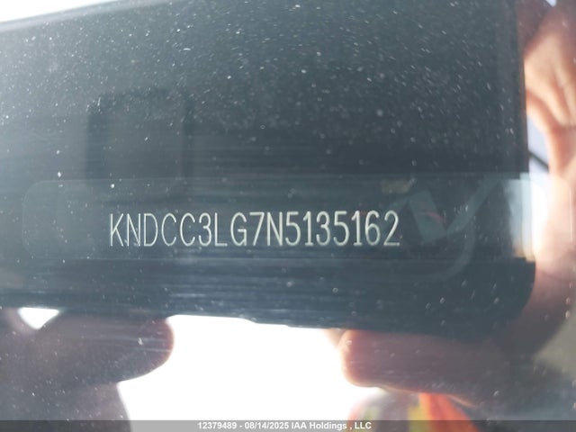 KNDCC3LG7N5135162 KIA Niro