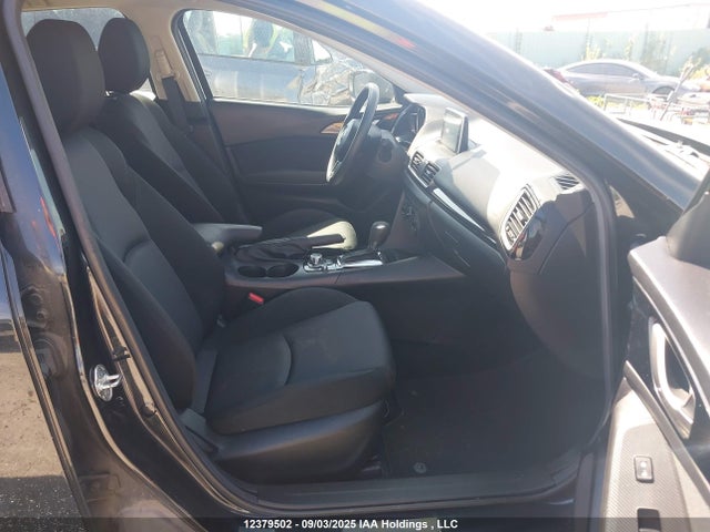 3MZBM1U75GM310918 Mazda pe