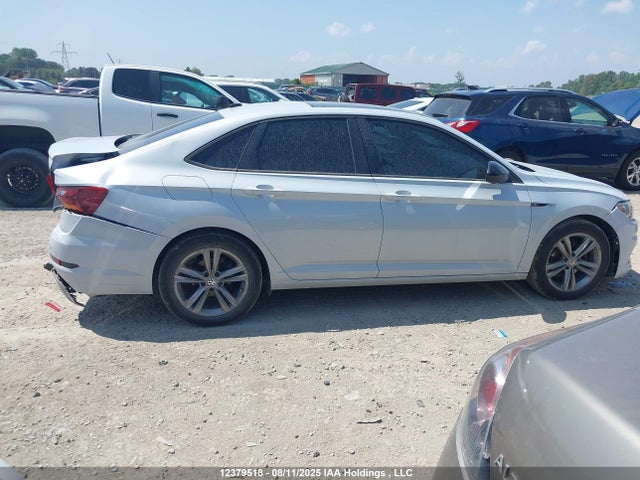 3VWW57BU7KM013832 Volkswagen 1.4 tsi