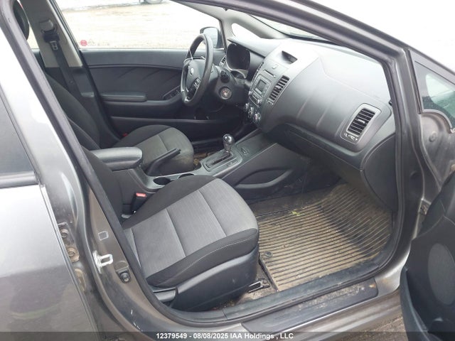 KIA 2014 2014 KNAFK5A86E5252655 Image 5