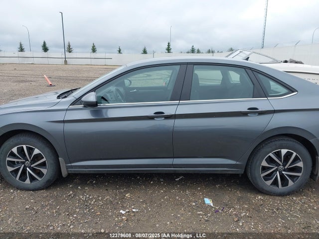 3VWCM7BU6NM031815 Volkswagen 1.5 tsi