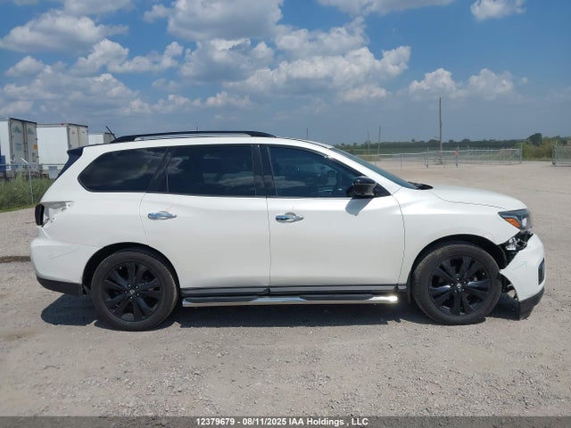 Nissan Pathfinder 2018 5N1DR2MM4JC630616 Image 13