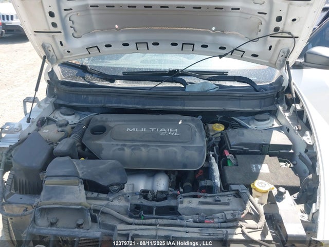 Jeep Cherokee Sport 2015 1C4PJMABXFW775477 Image 10