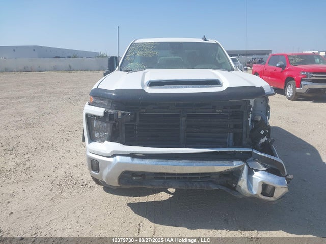 Chevrolet l8t 2024 2GC1YNE76R1214900 Image 13