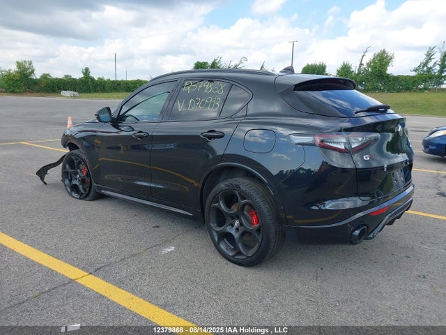 Alfa Romeo 2024 2024 ZASPAKBN4R7D70993 Image 3