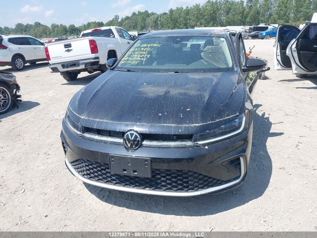 3VWEX7BU8SM042813 Volkswagen tsi