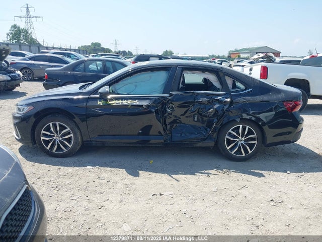 3VWEX7BU8SM042813 Volkswagen tsi