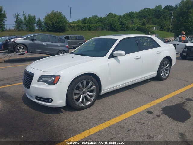 Chrysler 300 2014 2C3CCABG3EH378356 Image 2