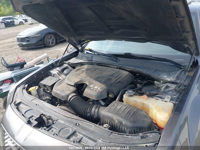 2C3CCASG7FH864606 Chrysler 300