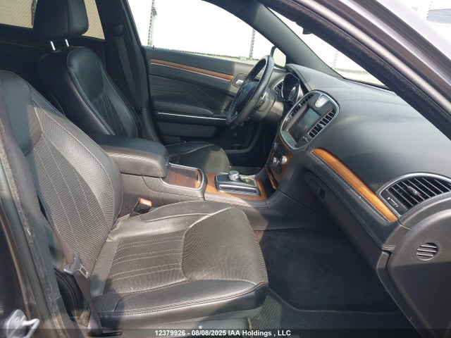2C3CCASG7FH864606 Chrysler 300