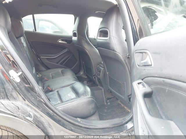 WDCTG4GB0FJ112219 Mercedes-Benz GLA-Class