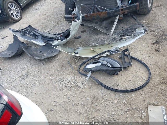 5YJ3E1EA5NF328657 Tesla MODEL 3