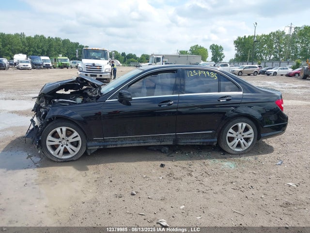 WDDGF8AB3EA937718 Mercedes-Benz 2014