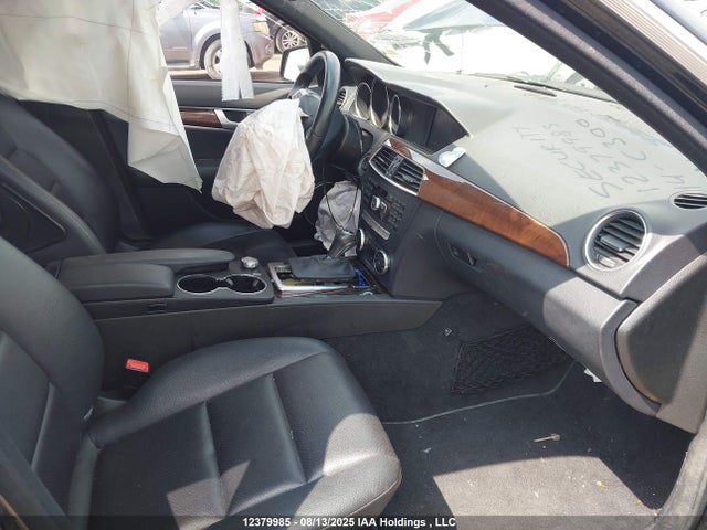 WDDGF8AB3EA937718 Mercedes-Benz 2014