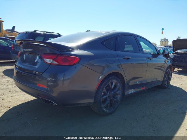 Chrysler 200 2015 1C3CCCBG7FN693987 Image 4