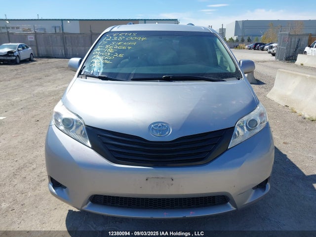 Toyota 2gr-fks 2017 5TDZZ3DC2HS862664 Image 13