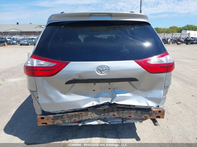 Toyota 2gr-fks 2017 5TDZZ3DC2HS862664 Image 17