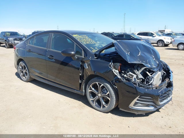 Chevrolet le2 -di: direct injection, vvt: variable valve timing, gen, alum 2019 1G1BE5SM5K7140930 zdjęcie główne