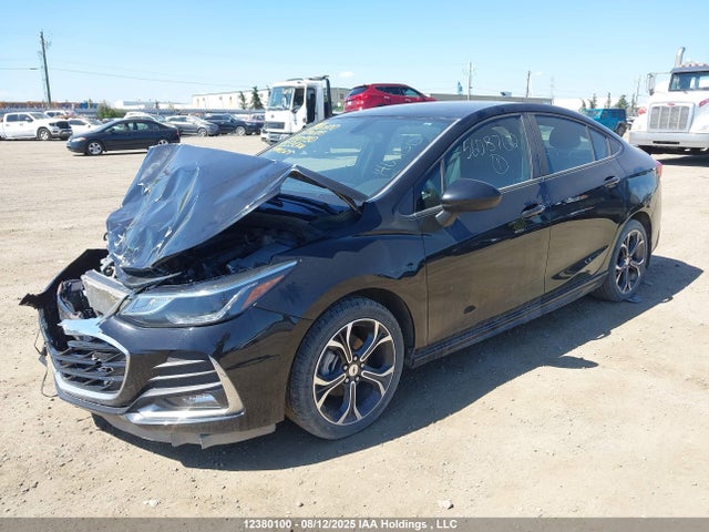 Chevrolet le2 -di: direct injection, vvt: variable valve timing, gen, alum 2019 1G1BE5SM5K7140930 Image 2
