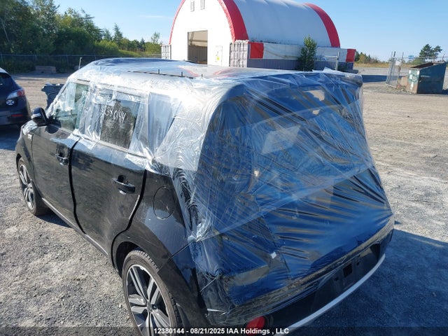 KIA g 2018 KNDJP3A50J7513690 Image 19