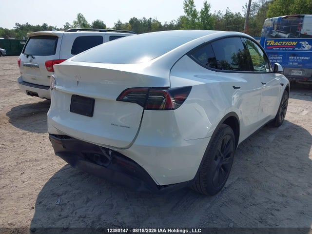 7SAYGDEE9SF274704 Tesla Model Y