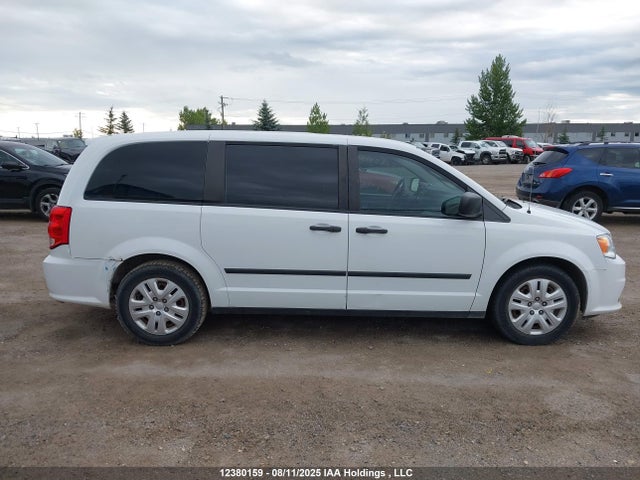 2C4RDGBG5FR712016 Dodge Grand Caravan