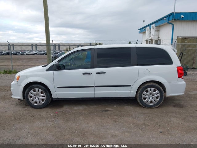 2C4RDGBG5FR712016 Dodge Grand Caravan