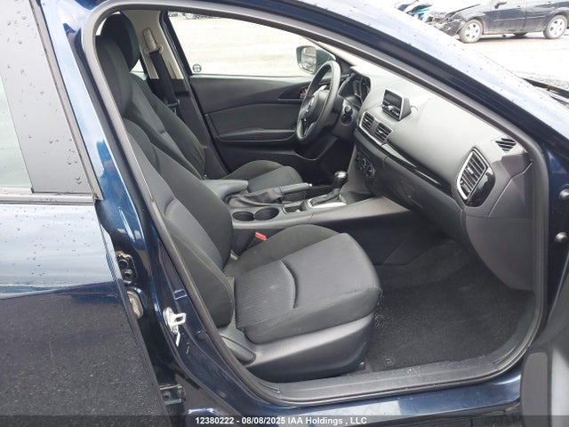 3MZBM1K71FM196269 Mazda pe