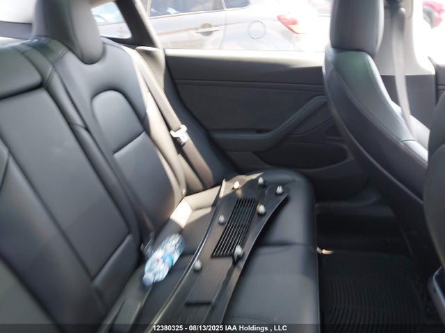 5YJ3E1EB2KF131577 Tesla MODEL 3