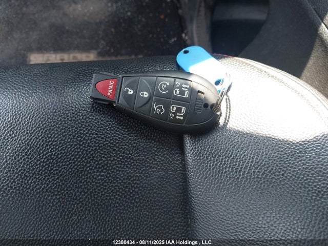 2C4RDGEG8ER142491 Dodge Grand Caravan