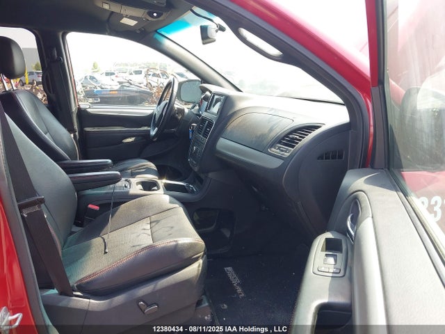 2C4RDGEG8ER142491 Dodge Grand Caravan