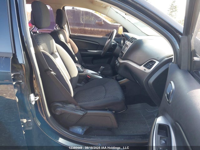 Dodge 2014 2014 3C4PDCAB5ET160518 Image 5