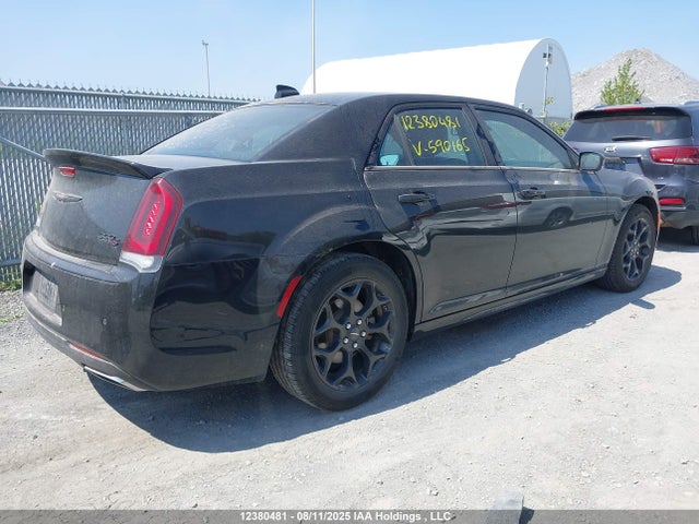 2C3CCAGGXPH590165 Chrysler 300