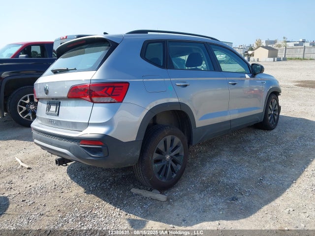 3VVCX7B26NM099154 Volkswagen tsi