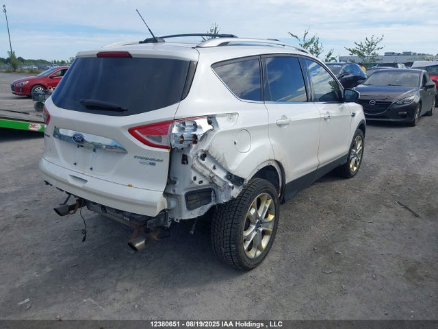 1FMCU9J98GUC47526 Ford Escape