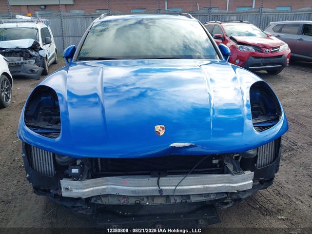 Porsche Macan 2018 WP1AG2A53JLB63553 Image 12