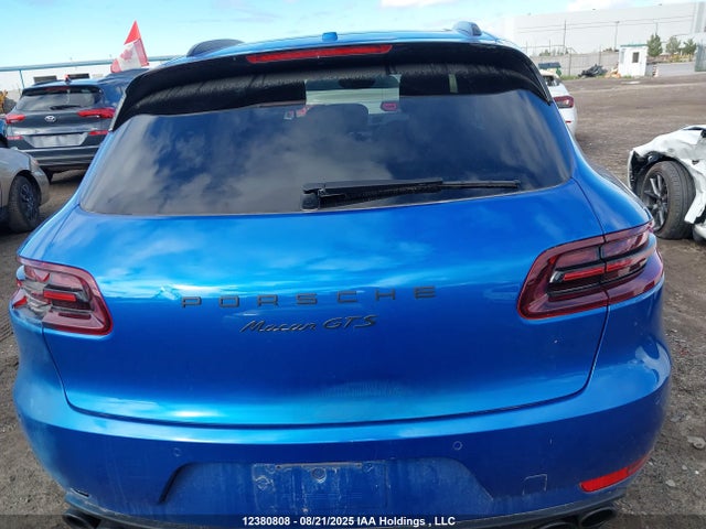 Porsche Macan 2018 WP1AG2A53JLB63553 Image 16
