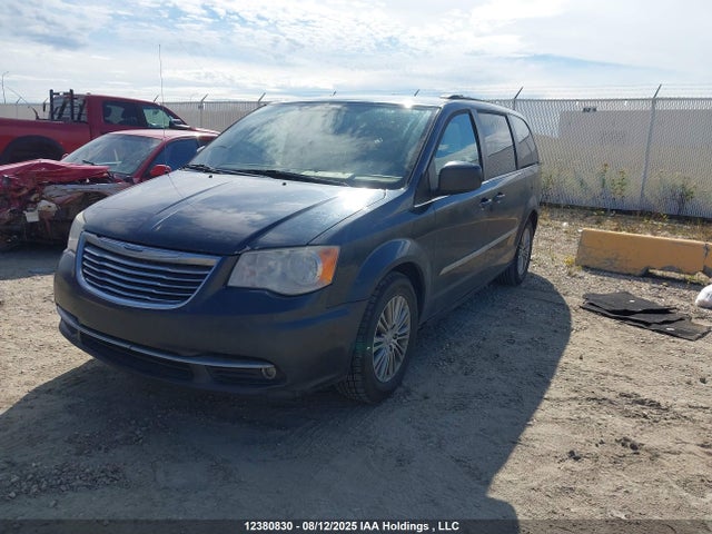 2C4RC1CG0ER351887 Chrysler Town and Country