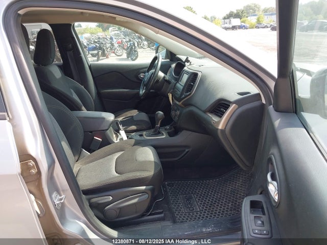 1C4PJMAS1GW363997 Jeep Cherokee