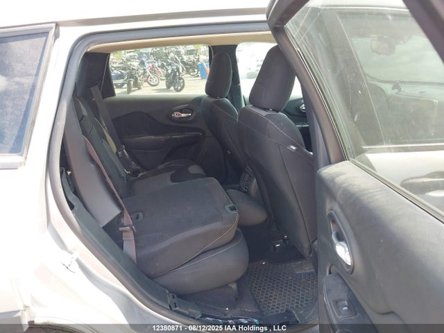 1C4PJMAS1GW363997 Jeep Cherokee